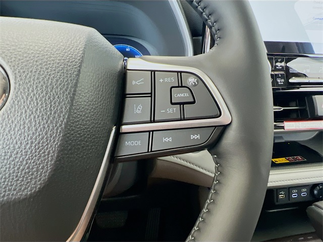 2025 Toyota Highlander Limited photo 31
