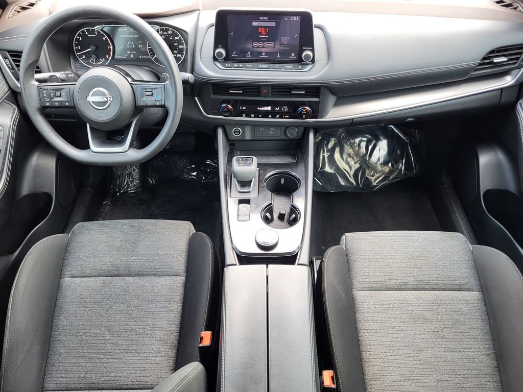 2023 Nissan Rogue SV photo 16