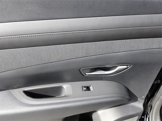 2025 Hyundai Tucson Hybrid SEL Convenience photo 8