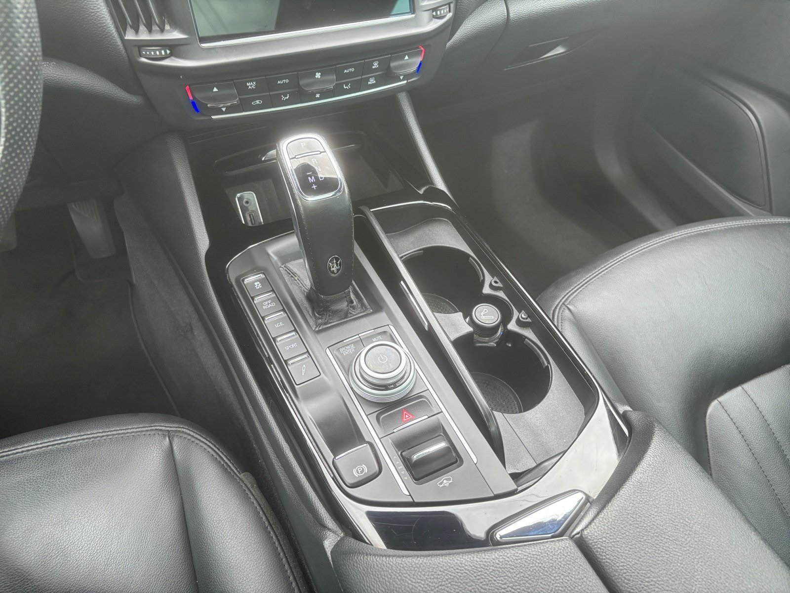 2023 Maserati Levante Modena S photo 27