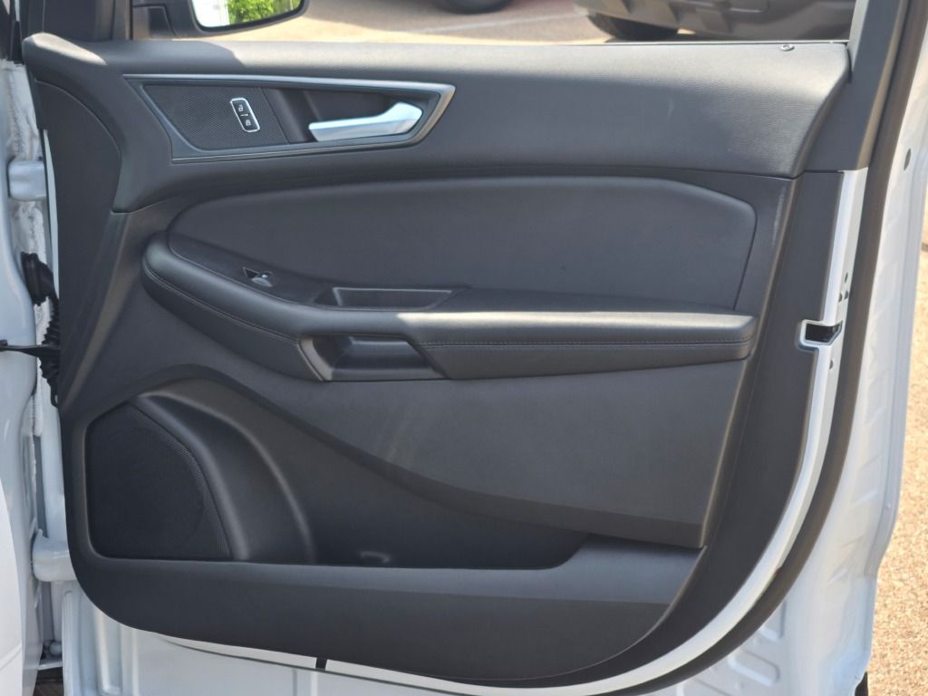 2024 Ford Edge SE photo 4