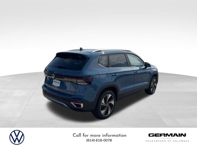 2025 Volkswagen Taos SE photo 2
