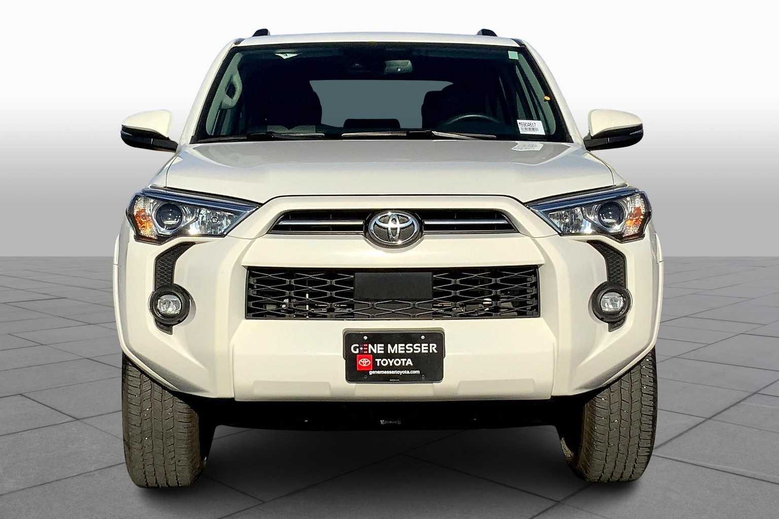 2021 Toyota 4Runner SR5 Premium photo 3