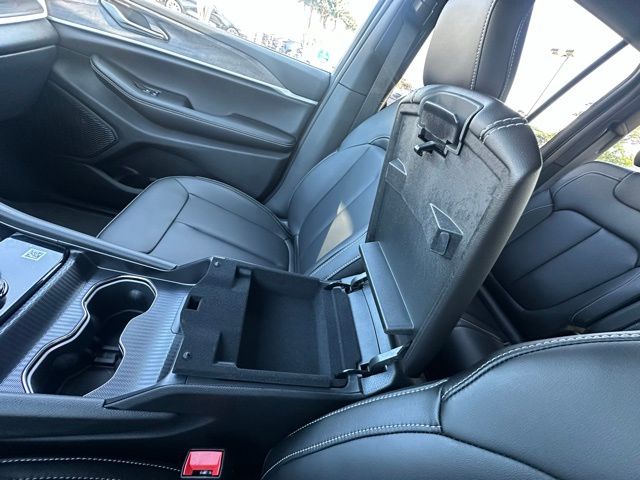 2025 Jeep Grand Cherokee Limited photo 23