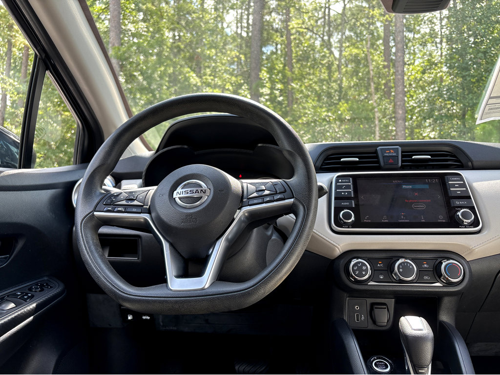 2021 Nissan Versa 1.6 SV photo 4