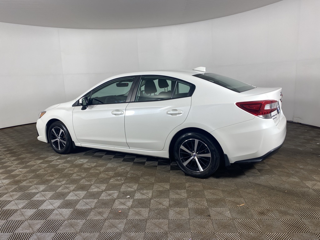2023 Subaru Impreza Premium photo 5