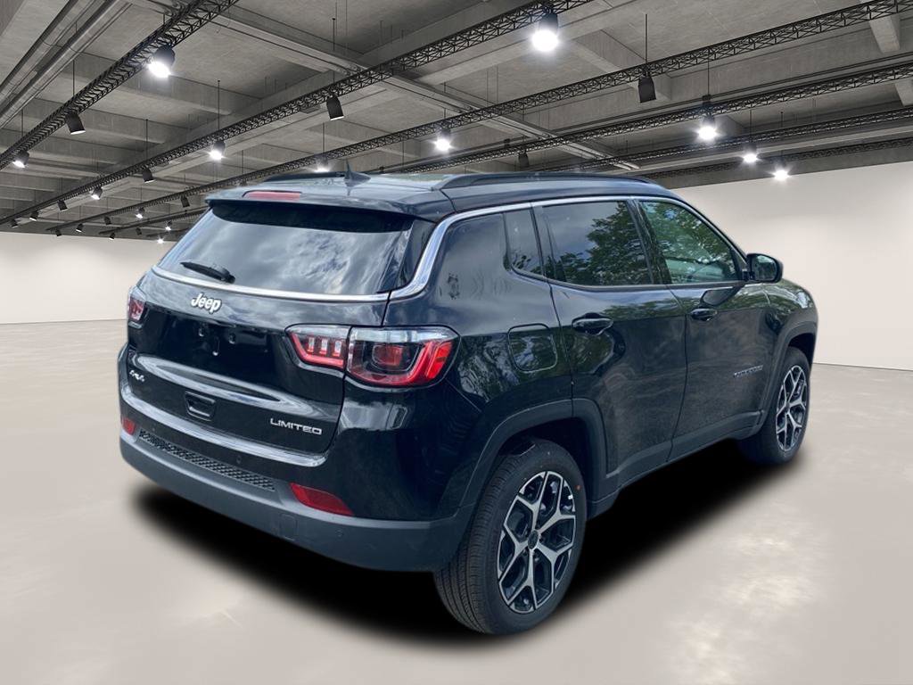2025 Jeep Compass Limited photo 3