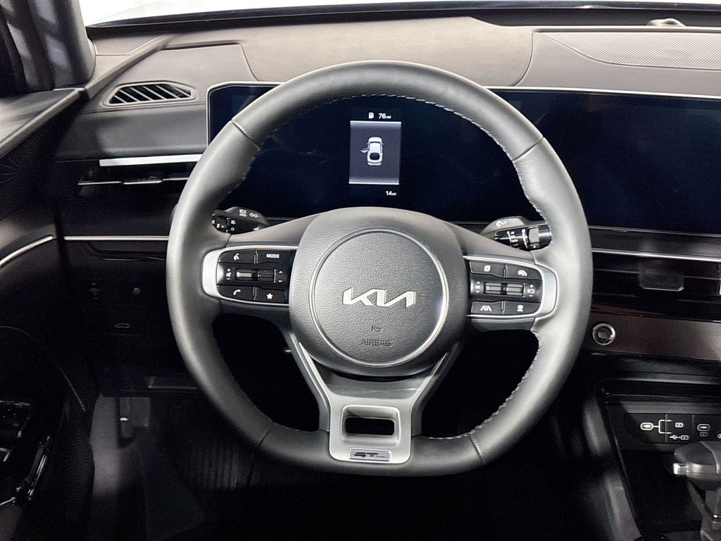 2026 Kia K5 GT-Line photo 13