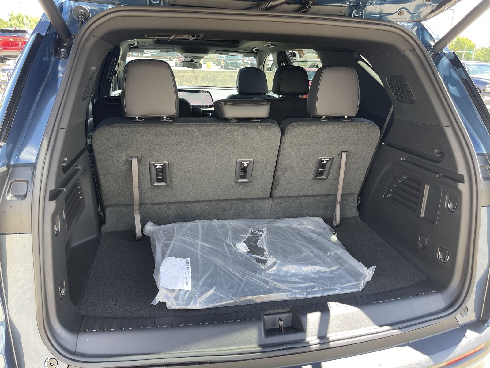 2026 Chevrolet Traverse photo 14