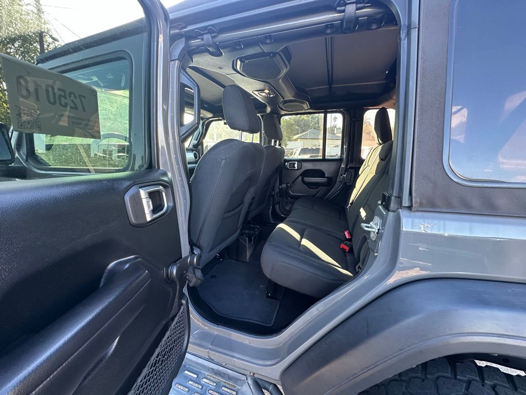 2021 Jeep Wrangler Unlimited Sport photo 4