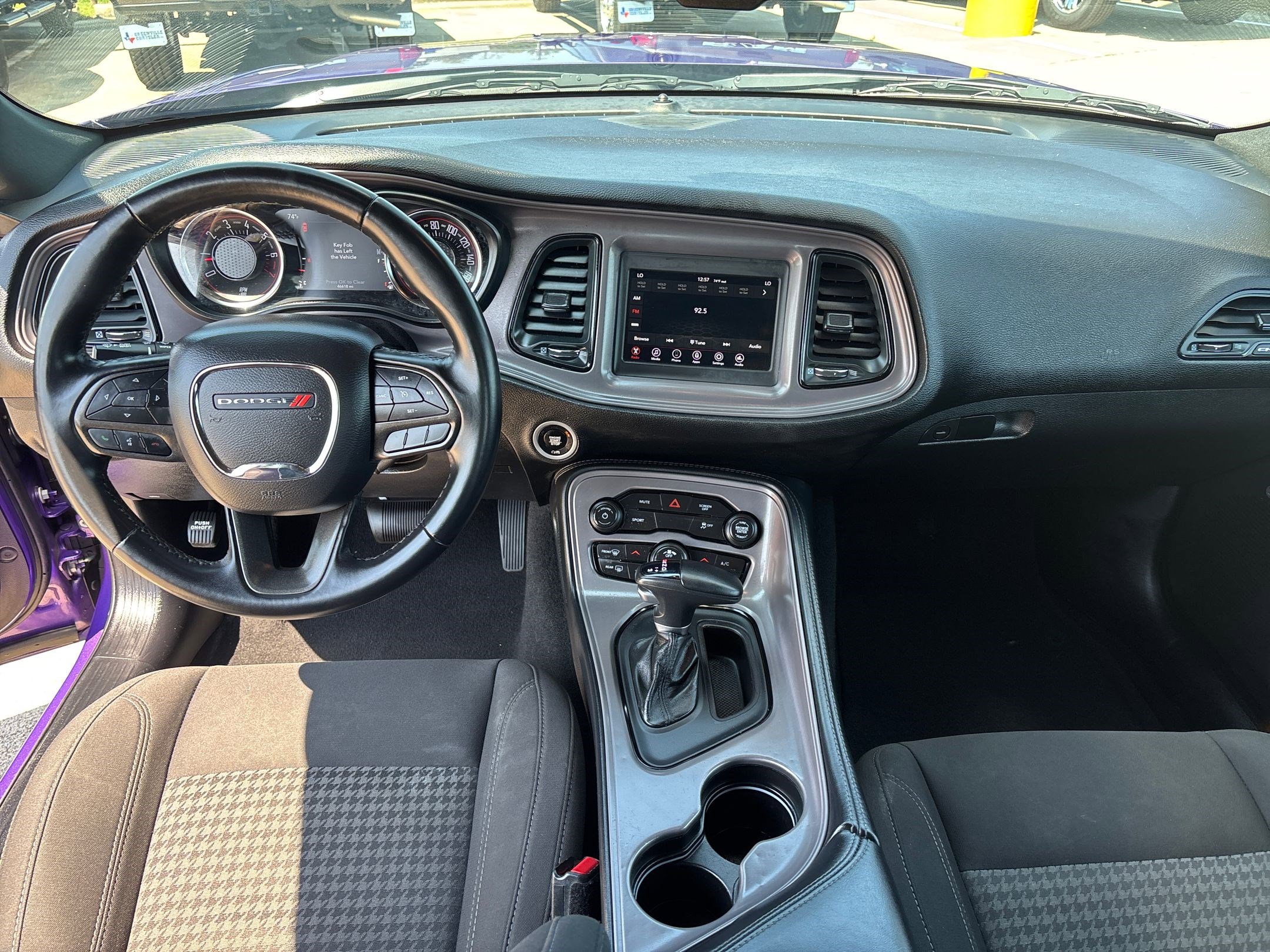 2023 Dodge Challenger SXT photo 3