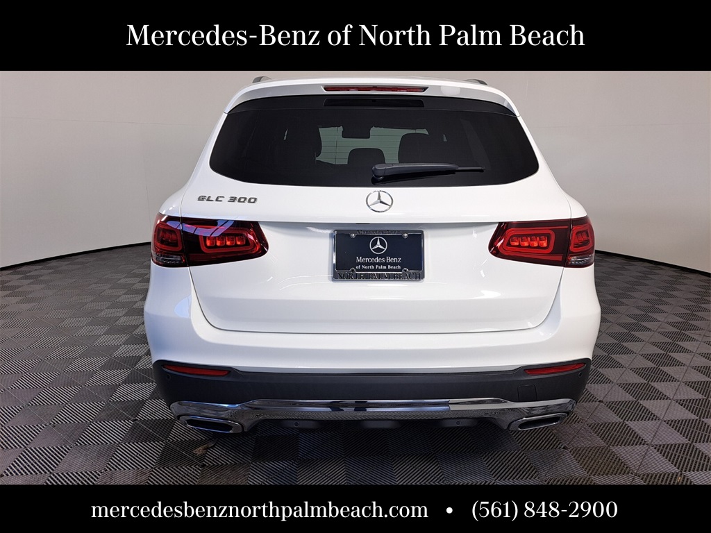 2022 Mercedes Benz GLC 300 photo 4