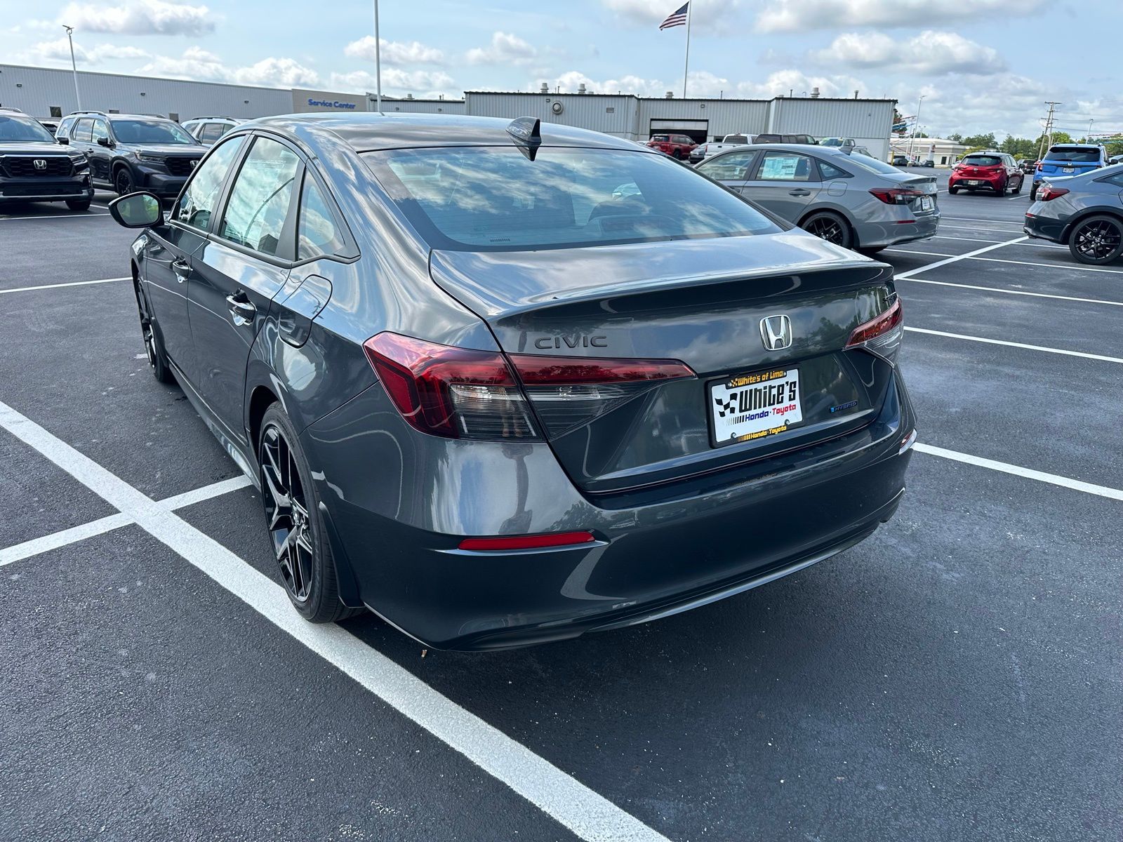 2026 Honda Civic Hybrid Sport photo 3