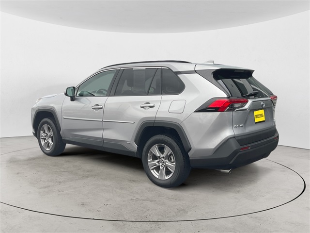 2023 Toyota RAV4 Hybrid LE photo 2