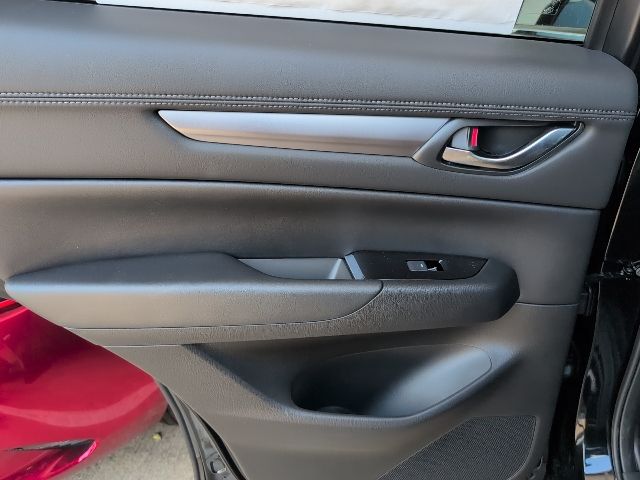 2025 Mazda CX-5 2.5 S Preferred photo 15