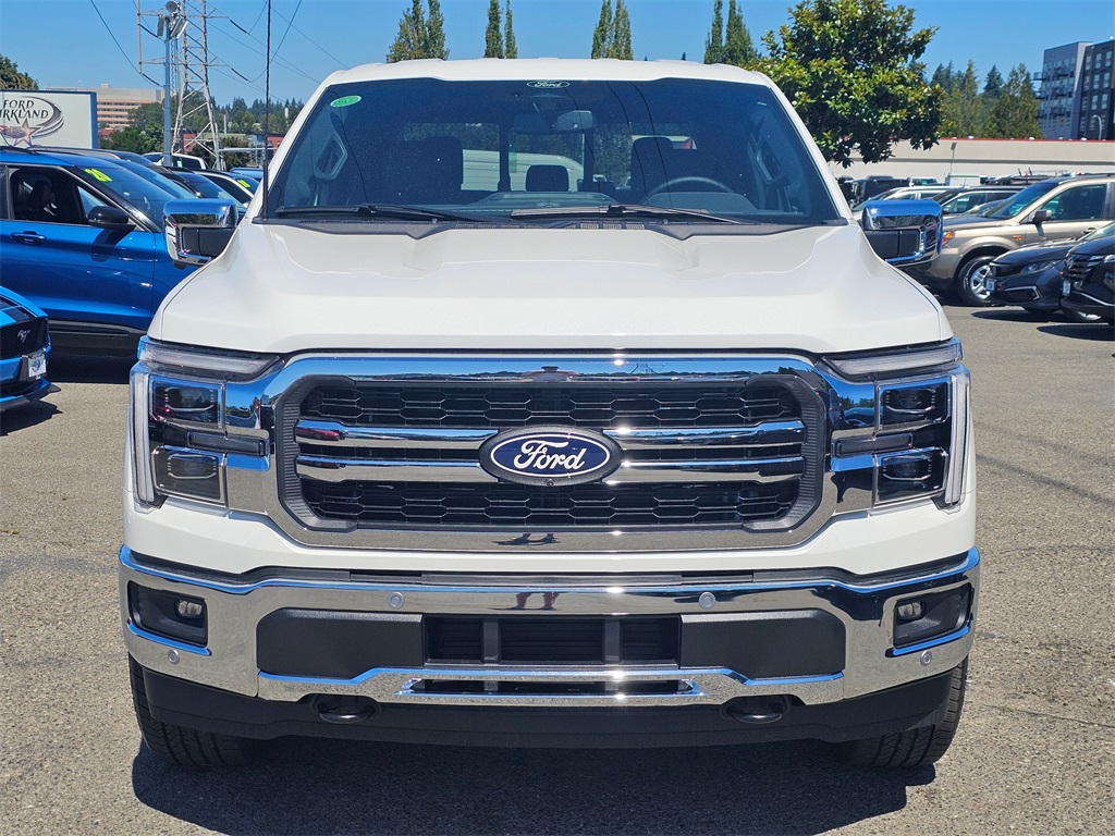 2025 Ford F-150 Lariat photo 2