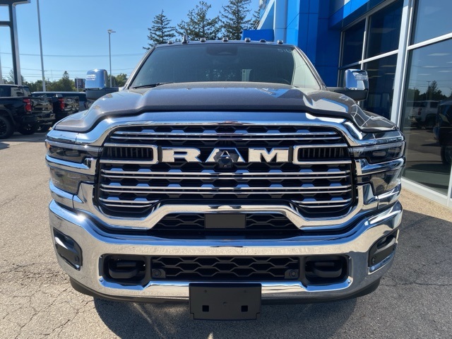 2025 Ram 3500 Limited photo 7