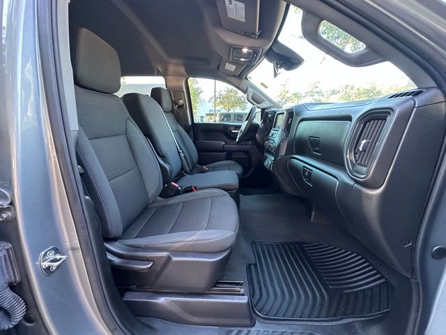 2024 Chevrolet Silverado 1500 Custom photo 28