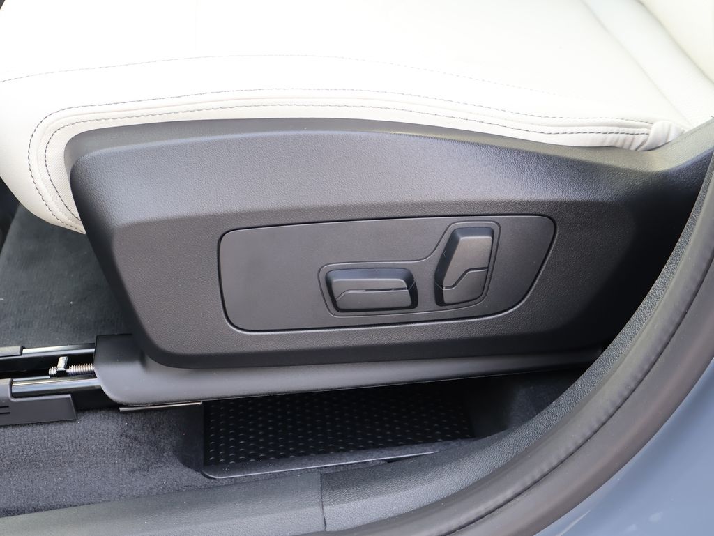 2026 Bmw X1 XDrive28i photo 33
