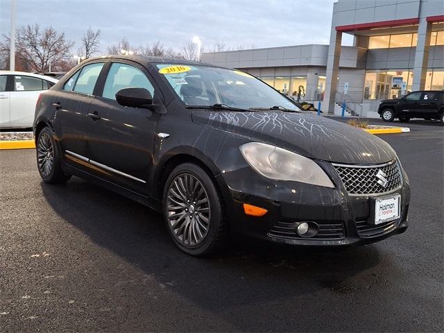 2010 Suzuki Kizashi photo 2