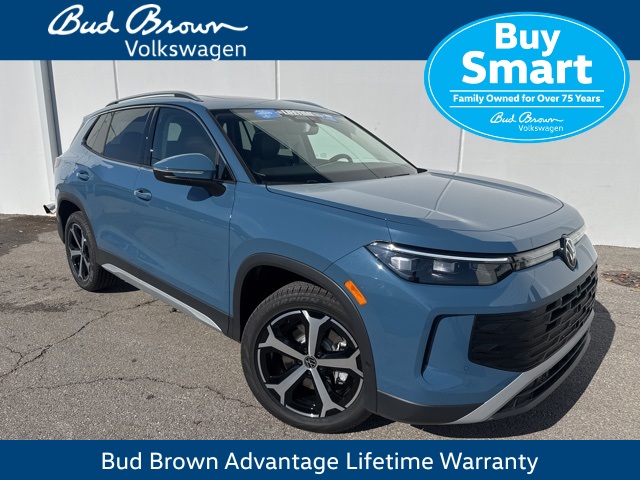2026 Volkswagen Tiguan SE's photo