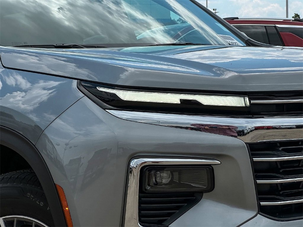 2026 Chevrolet Traverse photo 4