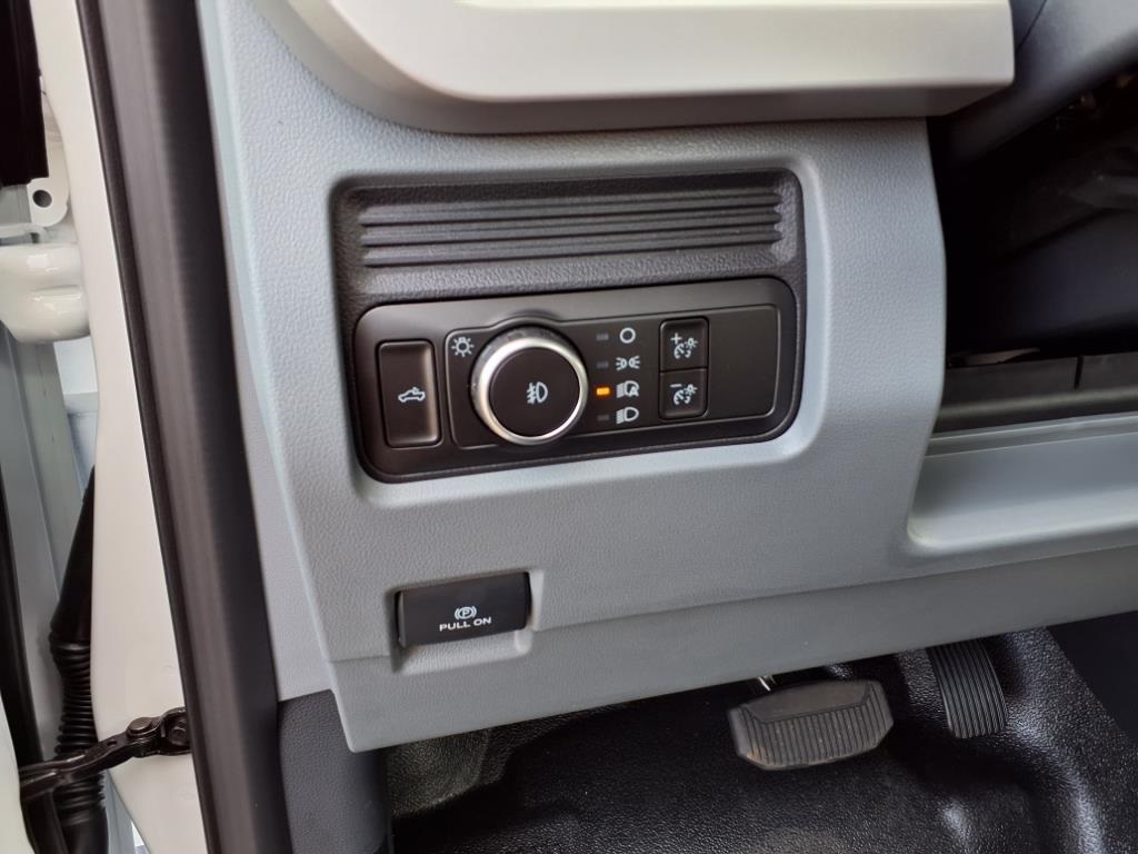 2026 Ford F-250 XL photo 13