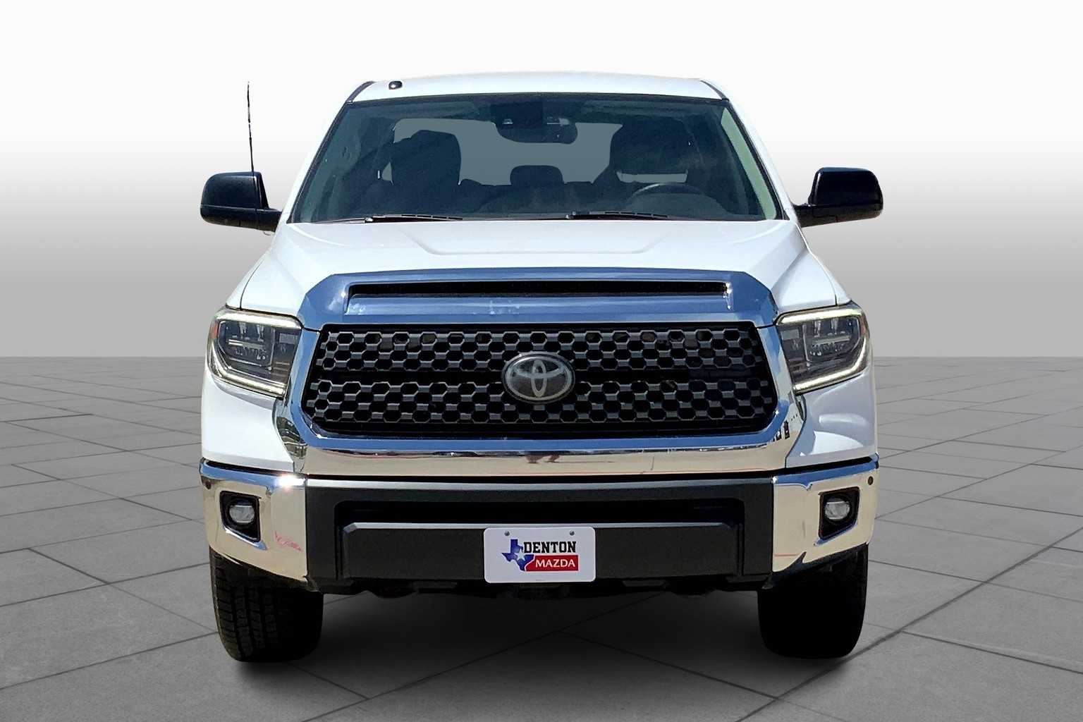 2018 Toyota Tundra SR5 photo 3
