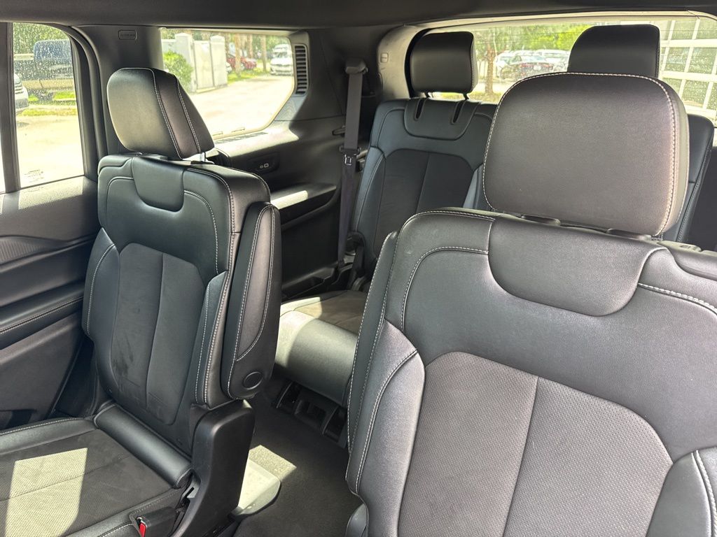 2023 Jeep Grand Cherokee Altitude photo 10