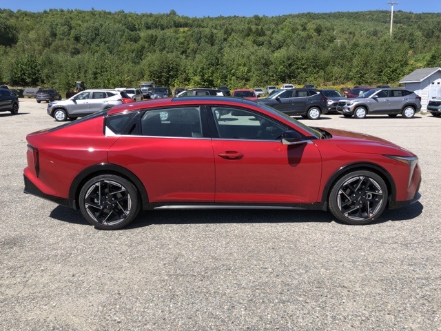 2025 Kia K4 GT-Line photo 2