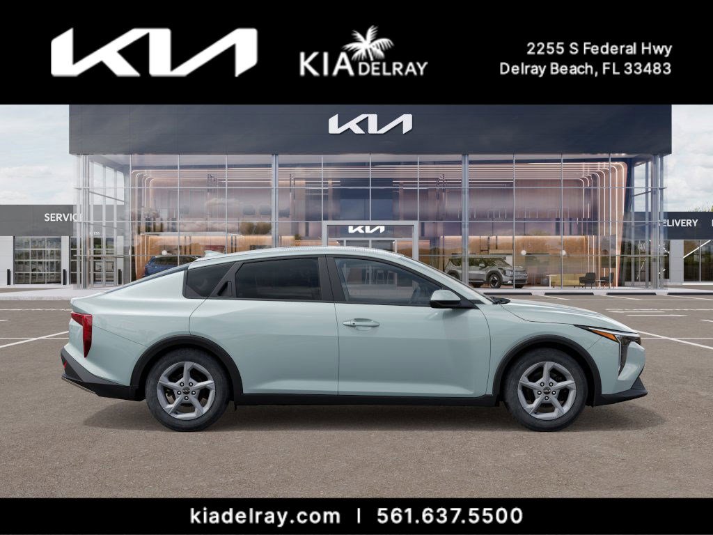 2025 Kia K4 LXS photo 5