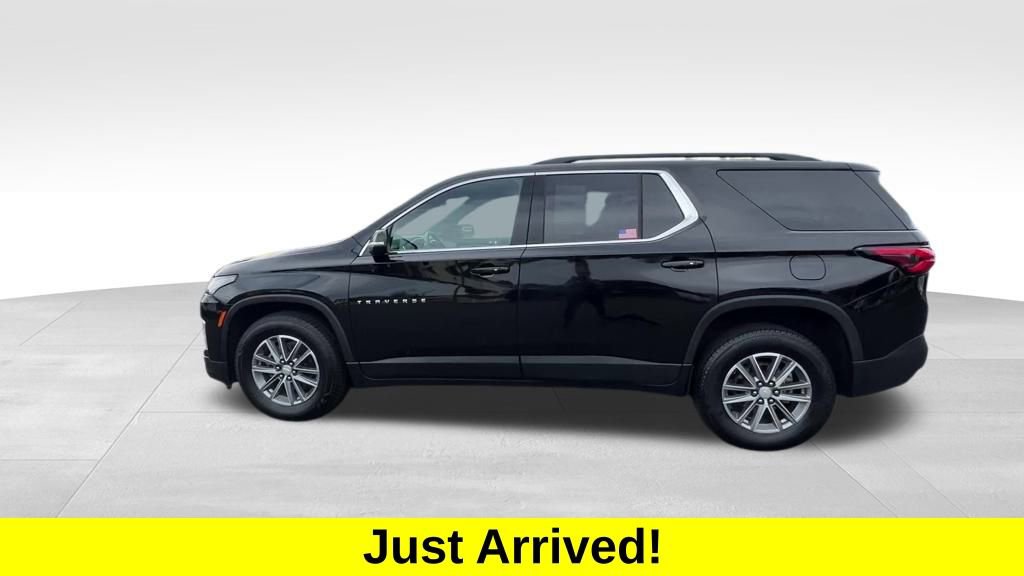 2022 Chevrolet Traverse Cloth photo 2
