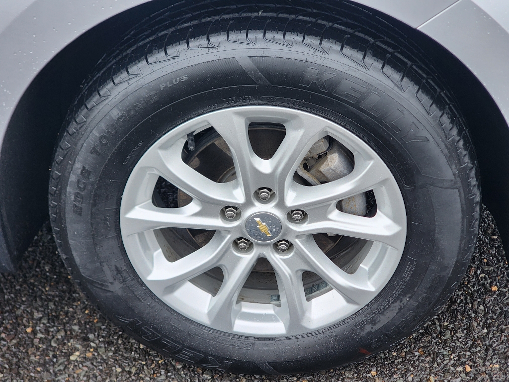 2018 Chevrolet Equinox LT photo 4