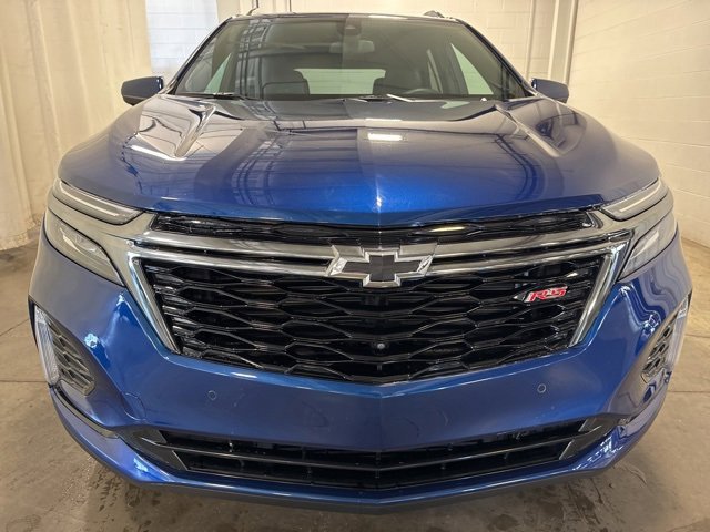 2023 Chevrolet Equinox RS photo 2