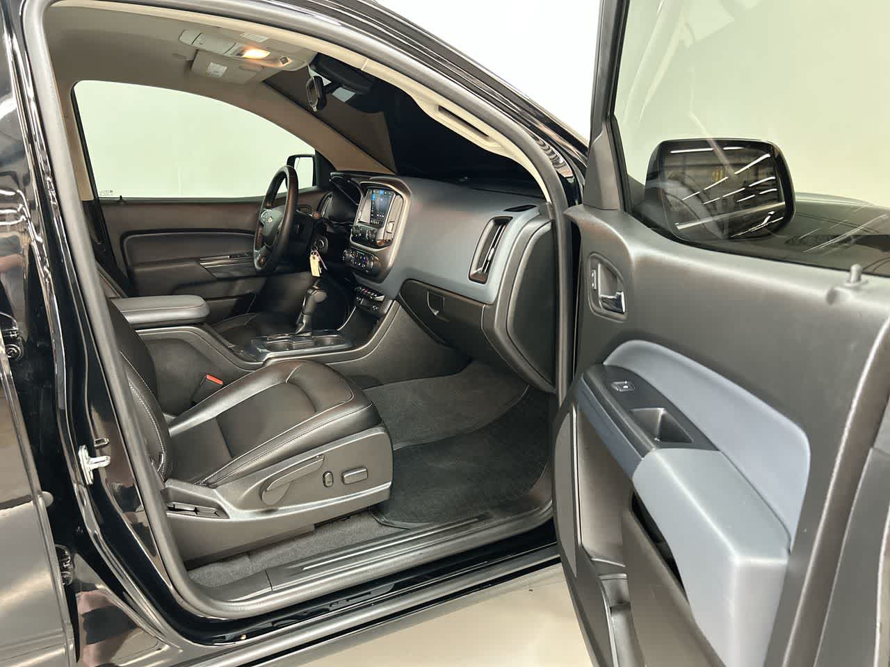 2020 Chevrolet Colorado Z71 photo 18