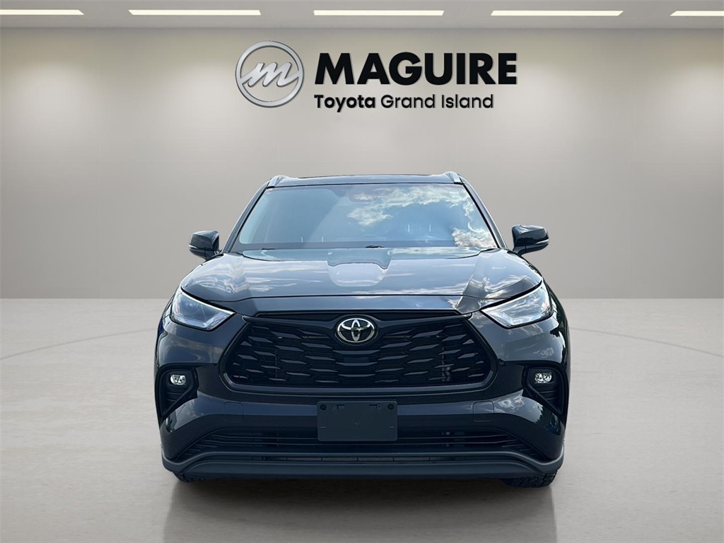 2022 Toyota Highlander XLE photo 7