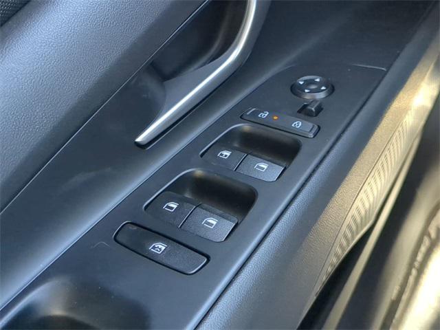 2025 Hyundai Elantra SE photo 20