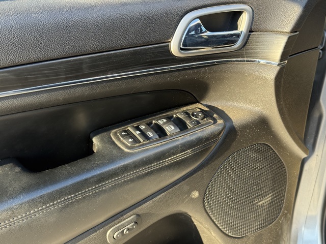 2019 Jeep Grand Cherokee Limited photo 9