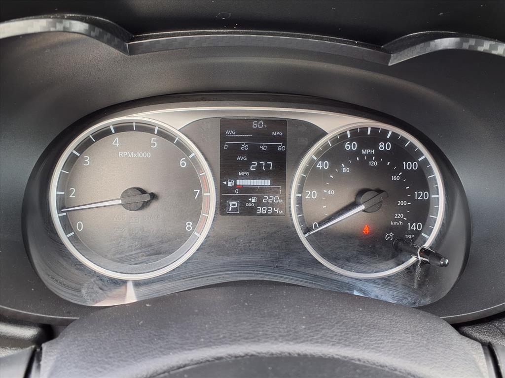 2024 Nissan Versa 1.6 S photo 3