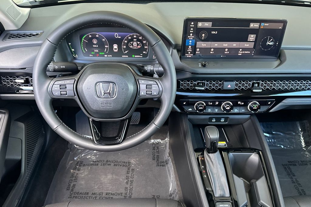 2025 Honda Accord Hybrid EX-L photo 16