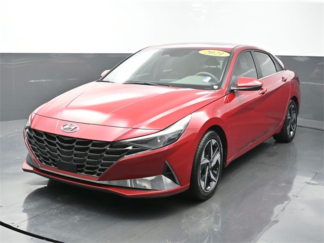 2021 Hyundai Elantra SEL photo 3