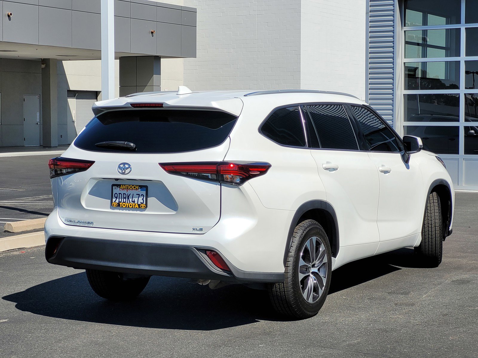 2022 Toyota Highlander XLE photo 4