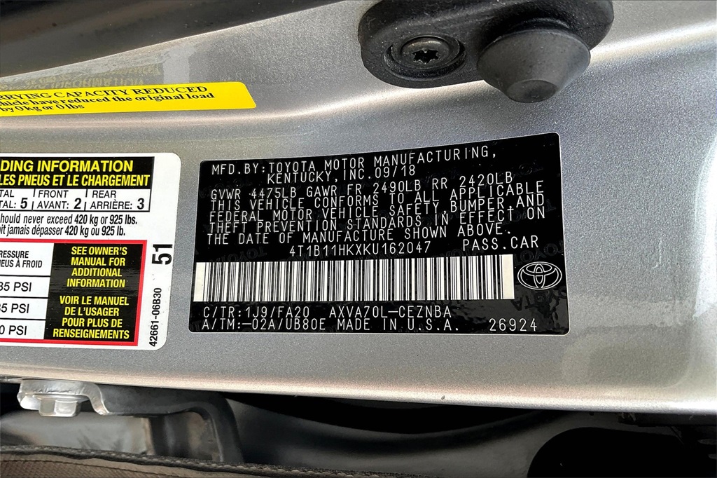2019 Toyota Camry LE photo 30
