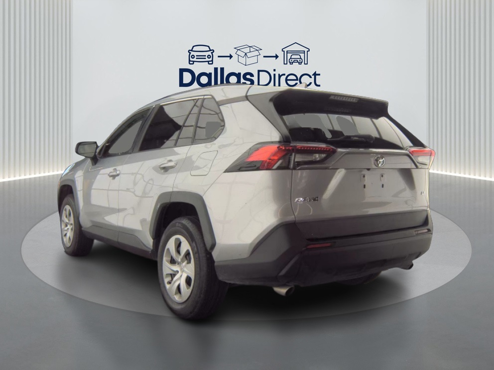 2021 Toyota RAV4 LE photo 7