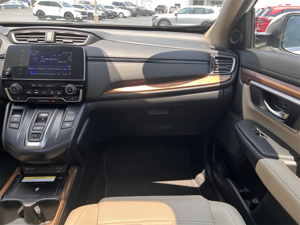 2021 Honda CR-V Hybrid Touring photo 26