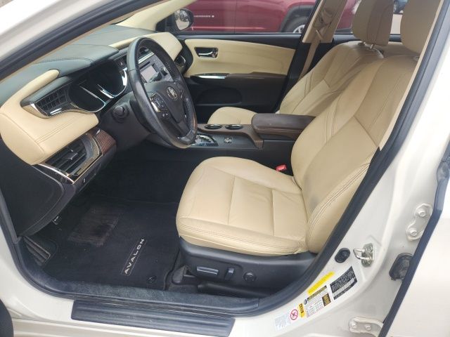2014 Toyota Avalon XLE Premium photo 2