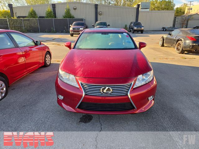 2014 Lexus ES 350 photo 2