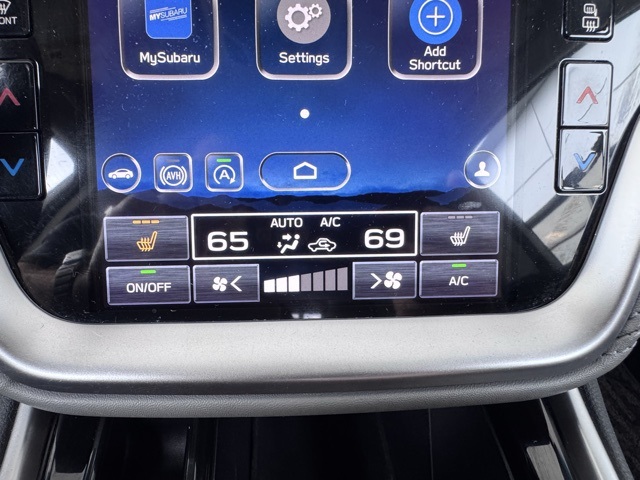 2020 Subaru Outback Premium photo 26