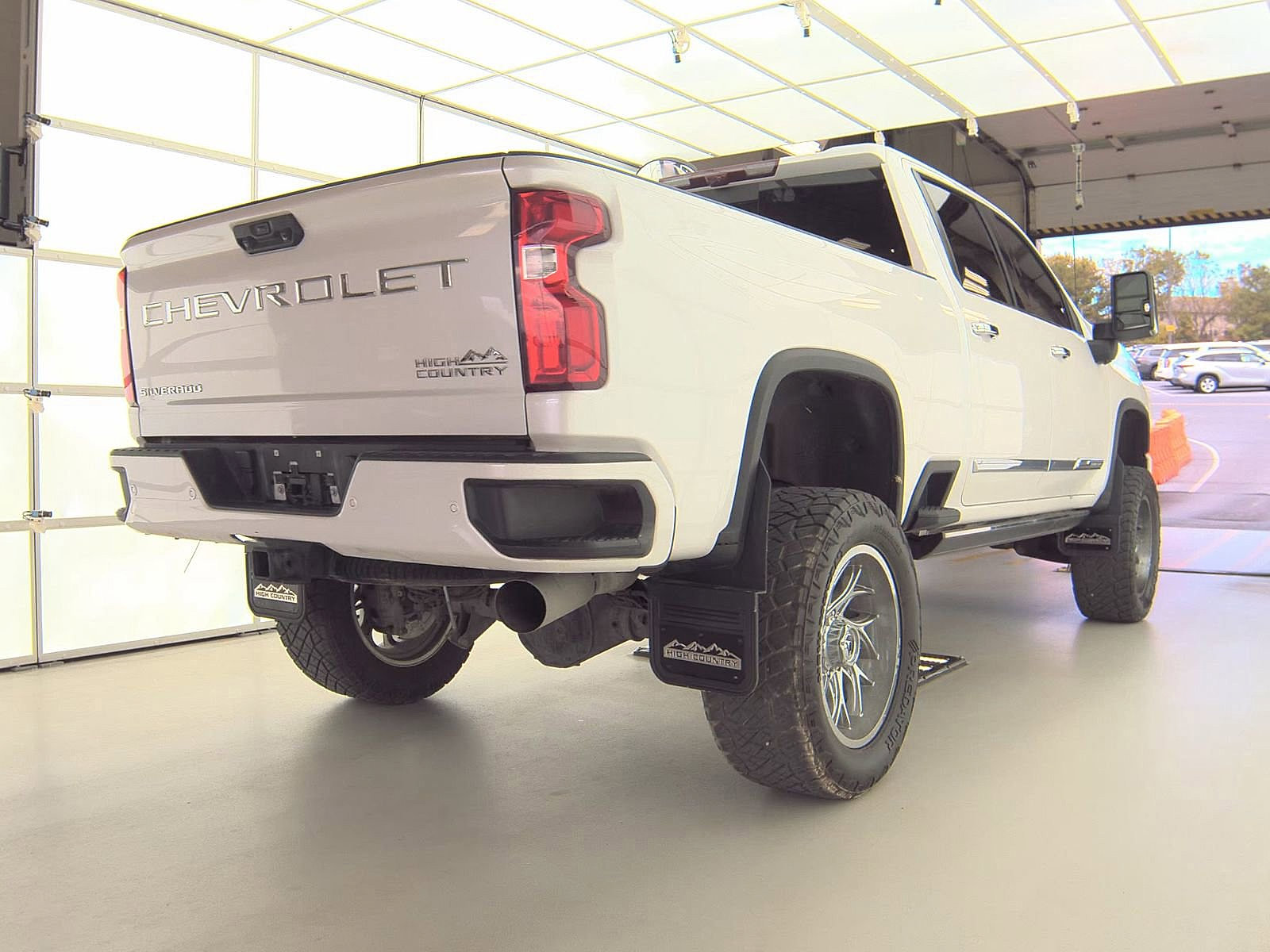 2024 Chevrolet Silverado 3500HD High Country photo 3