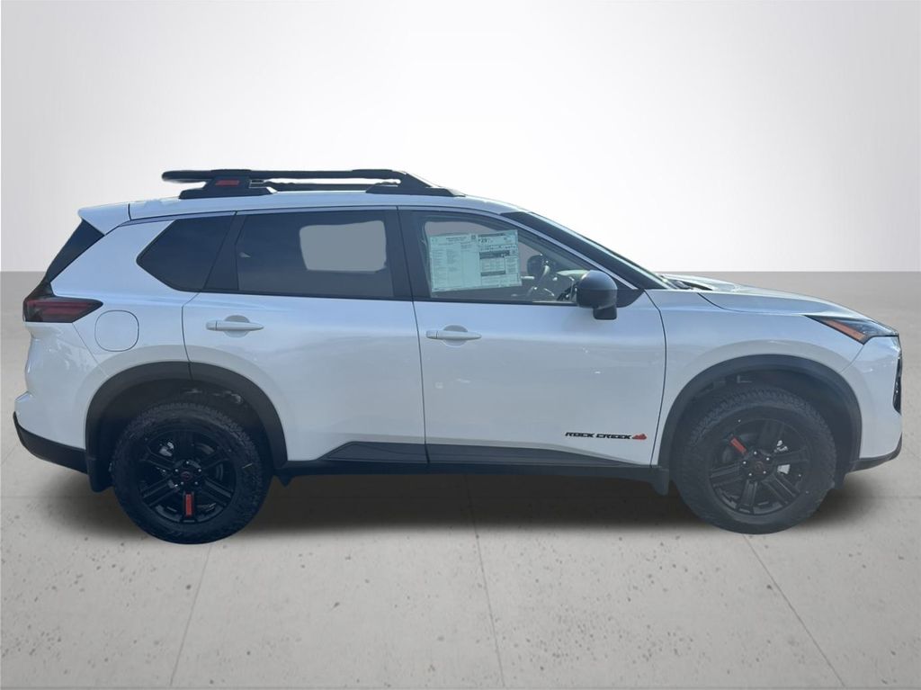 2026 Nissan Rogue SV photo 4